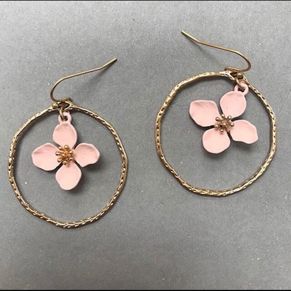 Pretty Flower In Hoop Earrings,Boutique-NWT - Picture 4 of 5